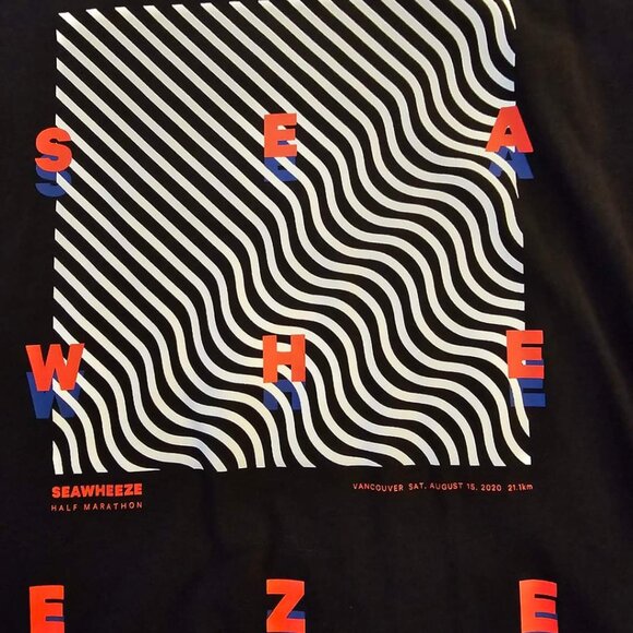 Lululemon black love tee crew SEAWHEEZE sz 8 - Picture 3 of 3